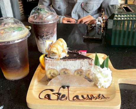 Cafe Laura Bar and Restaurant, Branch 3 - Nakhon Nayok