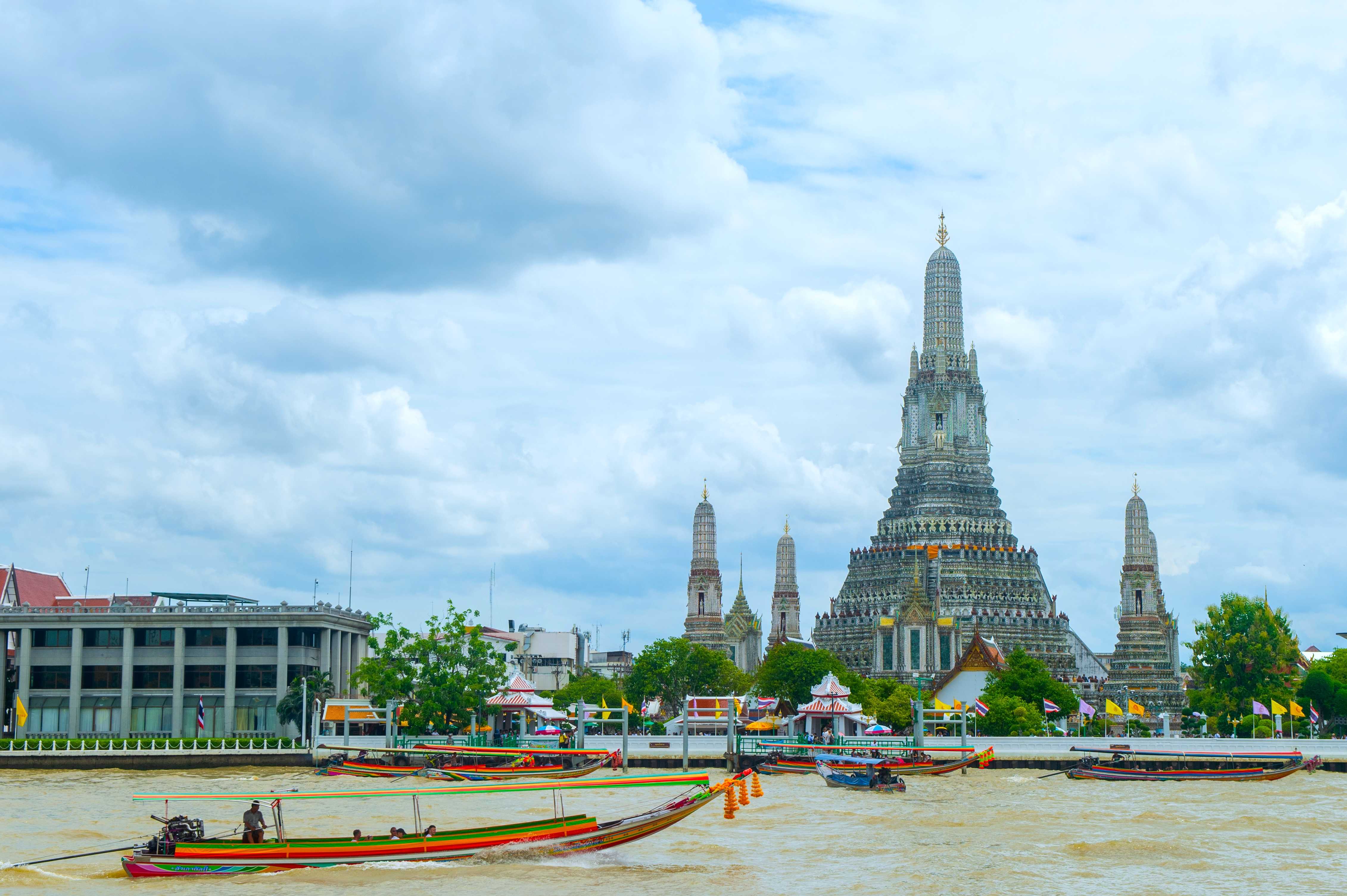 Wat Arun Ratchawararam - Wat Chaeng